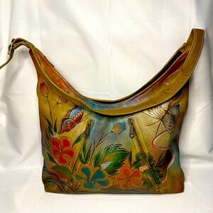 ANUSCHKA FLOWERS AND  BUTTERFLY HOBO